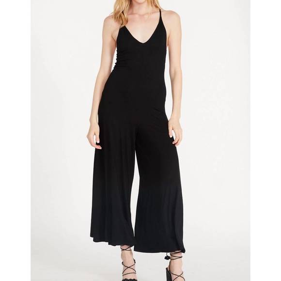 Tuta Farrah Di Steve Madden – Pagliaccetto Setoso Con Scollo A Portafoglio Per Donna - 6